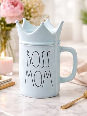 Rae Dunn BOSS MOM Crown Mug 💙 Blue Ceramic Coffee Cup NEW